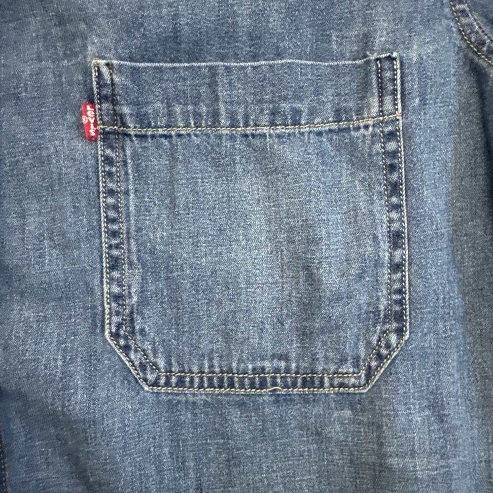 Levis Denim Jacket Boyfriend Fit Womens Size XL Blue Jean New NWT Button Red Tab - Picture 4 of 6